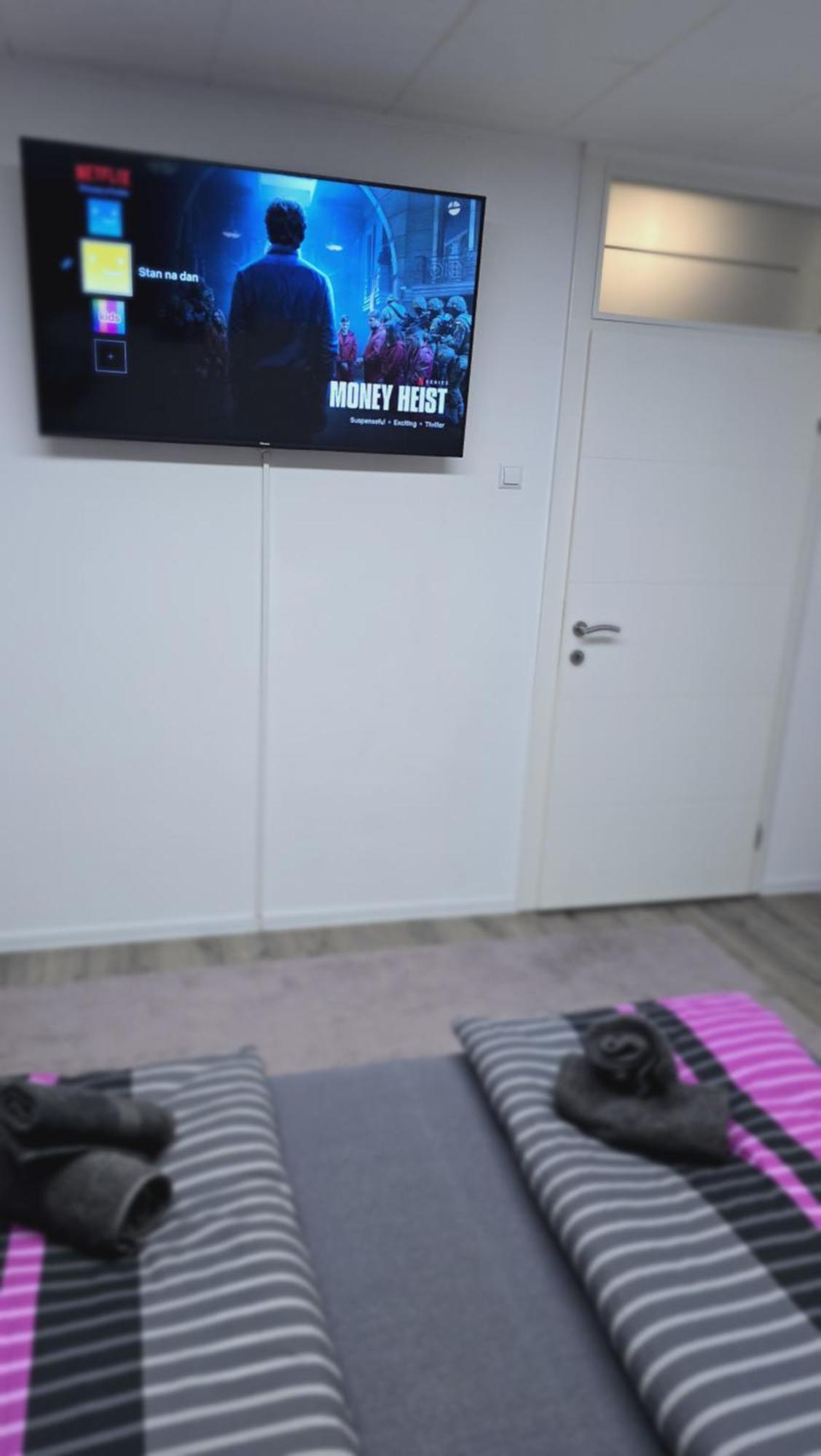 Ferienwohnung Stan Na Dan Bosanska Krupa Exterior foto